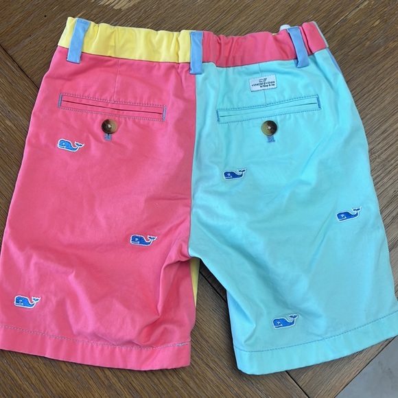 Vineyard Vines Shorts - Picture 2 of 3
